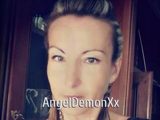 AngelDemonXx Cigare à moustache