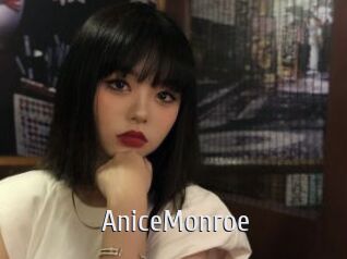 AniceMonroe Cigare à moustache