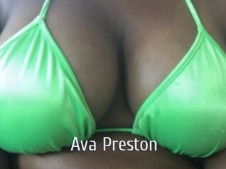 Ava_Preston Cigare à moustache