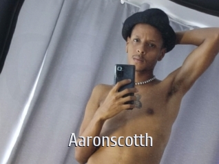 aaronscotth Cigare à moustache