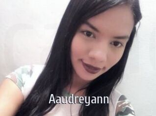 aaudreyann Cigare à moustache