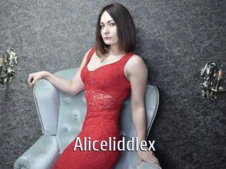 aliceliddlex Cigare à moustache