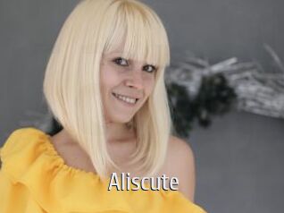 aliscute Cigare à moustache