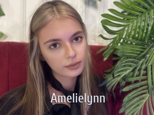 amelielynn Cigare à moustache