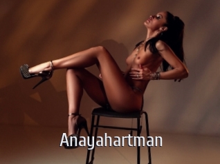 anayahartman Cigare à moustache