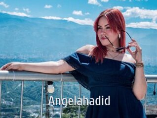 angelahadid Cigare à moustache