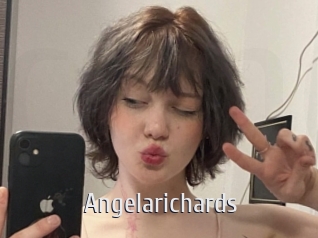 angelarichards Cigare à moustache