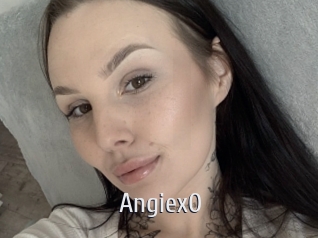 angiex0 Cigare à moustache