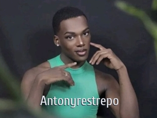 antonyrestrepo Cigare à moustache