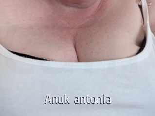 Anuk_antonia
