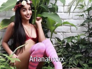 arianafoxxx Cigare à moustache