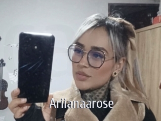 ariianaarose Cigare à moustache