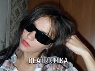 BEATRICHIKA Cigare à moustache