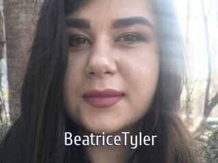 BeatriceTyler Cigare à moustache