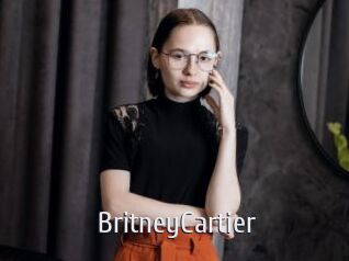 BritneyCartier Cigare à moustache