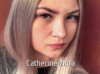Catherine_Nora Cigare à moustache