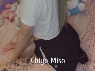 Chiyo_Miso Cigare à moustache