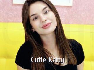 Cutie_Katty Cigare à moustache
