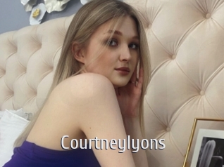 courtneylyons Cigare à moustache