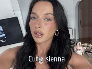 Cutie_sienna