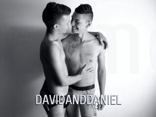 DAVIDANDDANIEL Cigare à moustache