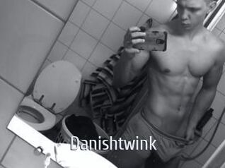 Danishtwink Cigare à moustache