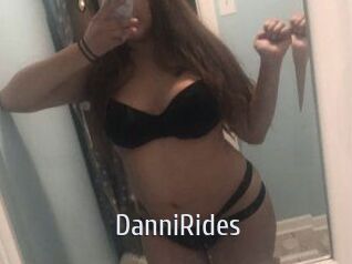 Danni_Rides