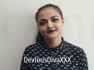 DeviousDivaXXX Cigare à moustache