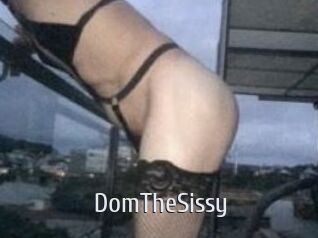 DomTheSissy Cigare à moustache