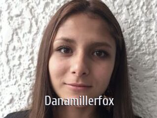 danamillerfox Cigare à moustache
