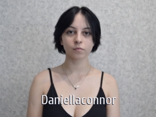 daniellaconnor Cigare à moustache