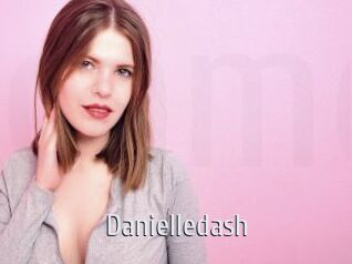 danielledash Cigare à moustache