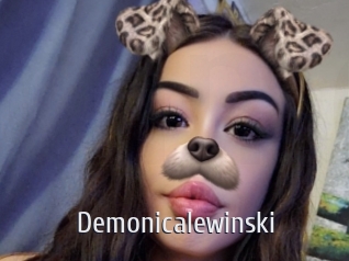 demonicalewinski Cigare à moustache