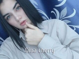 dina_cherry Cigare à moustache