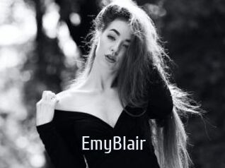 EmyBlair Cigare à moustache