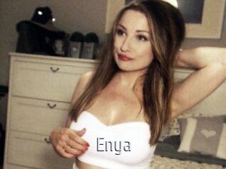 Enya Cigare à moustache