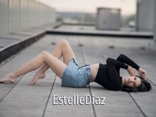 EstelleDiaz Cigare à moustache