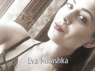 Eva_Milashka Cigare à moustache