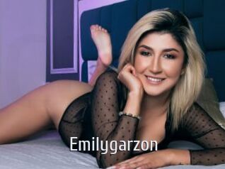 emilygarzon Cigare à moustache