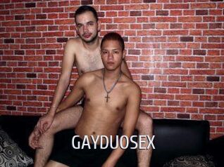 GAY_DUO_SEX Cigare à moustache