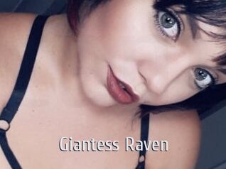 Giantess_Raven