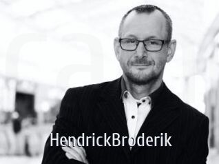 HendrickBroderik Cigare à moustache