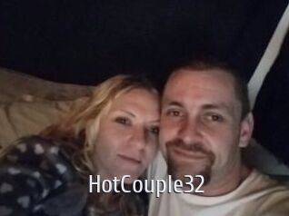 HotCouple32