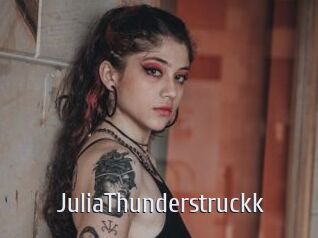 JuliaThunderstruckk