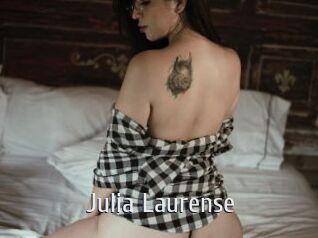 Julia_Laurense Cigare à moustache