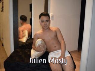 Julien_Mosty Cigare à moustache