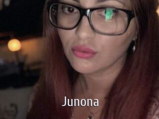 Junona Cigare à moustache
