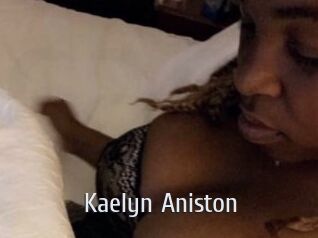 Kaelyn_Aniston Cigare à moustache