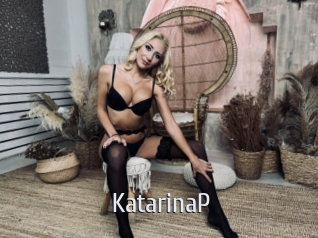 KatarinaP Cigare à moustache