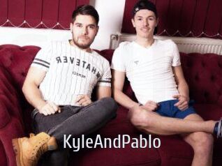 KyleAndPablo Cigare à moustache